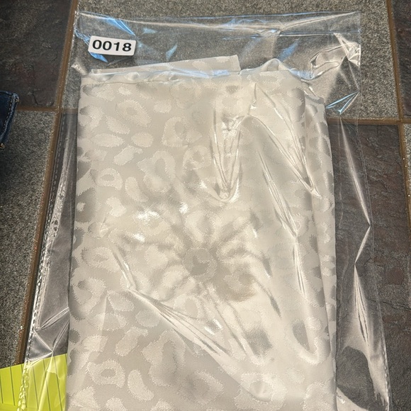 Tank top - Picture 4 of 4